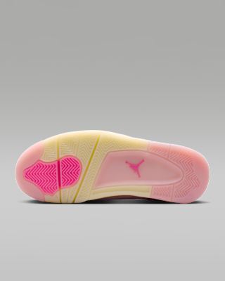NIKE公式】エア ジョーダン 4 レトロ “Pearl Pink and Iced Carmine